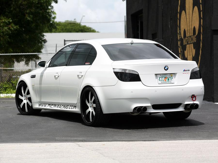  BMW M5 Sedan by MCP Racing 2010 года  (фото 8 из 13)